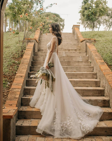 Chic Long A-line Sleeveless Flowers Backless Wedding Dress With Lace