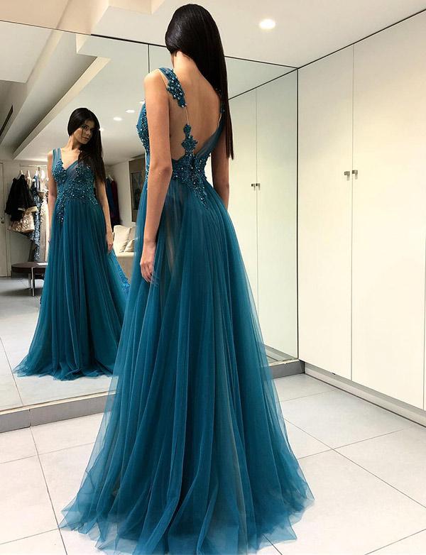 Chic Long A-line V-neck Tulle Backless Prom Dress with Slit Hover Image