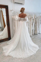 Chic Long Sleeves A-line Sweetheart Front Slit Tulle Wedding Dress with Chapel Train by BIZTUNNEL