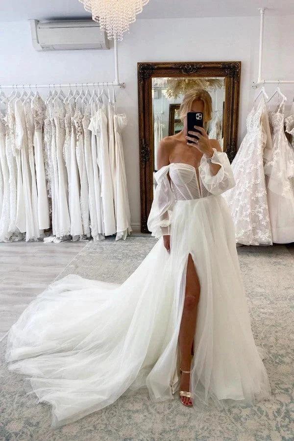 Chic Long Sleeves A-line Sweetheart Front Slit Tulle Wedding Dress with Chapel Train by BIZTUNNEL