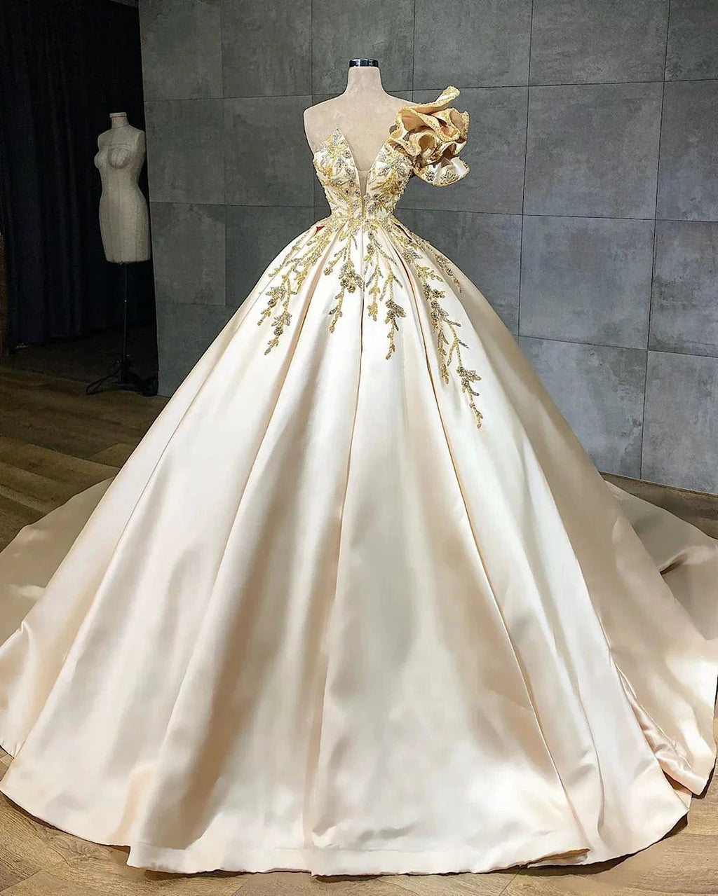 Classy Long A-Line Sweetheart Crystal Satin Ruffles Wedding Dress by BIZTUNNEL