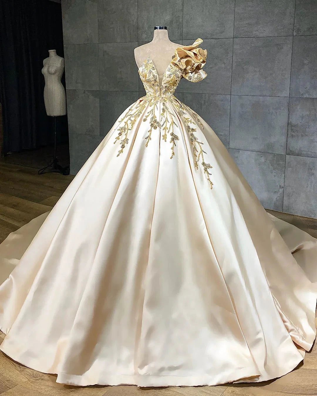Classy Long A-Line Sweetheart Crystal Satin Ruffles Wedding Dress by BIZTUNNEL