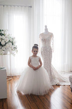 Cute Ivory Long Ball Gown Tulle Sleeveless Flower Girl Dresses - photo 2