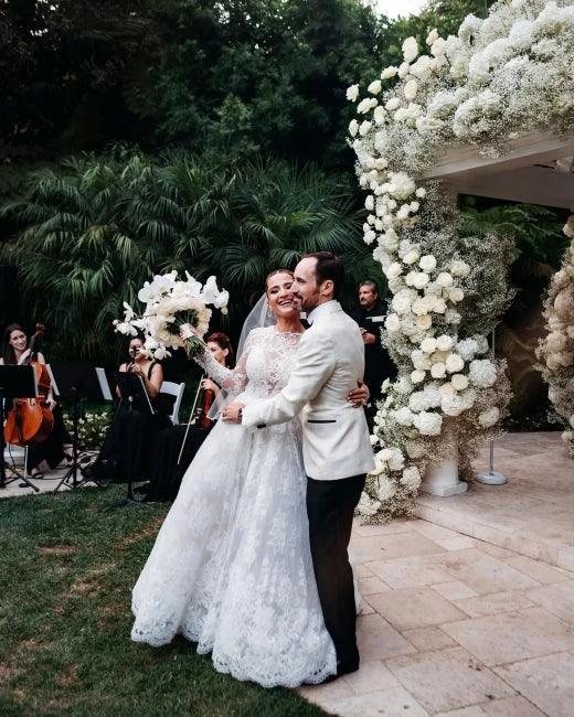 Designer A-line Long Sleeves Backless Wedding dresses with Lace by misshow.com