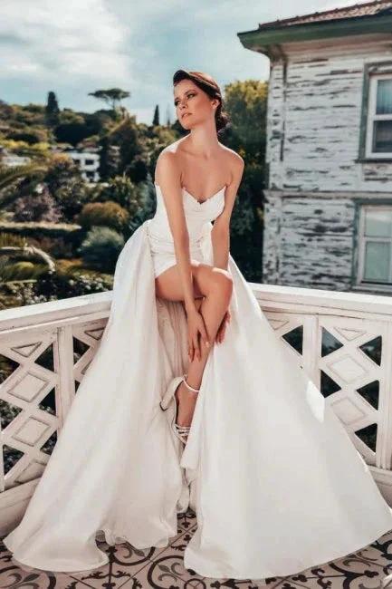Designer A-line Satin Sleeveless Wedding Dresses With Lace by misshow.com