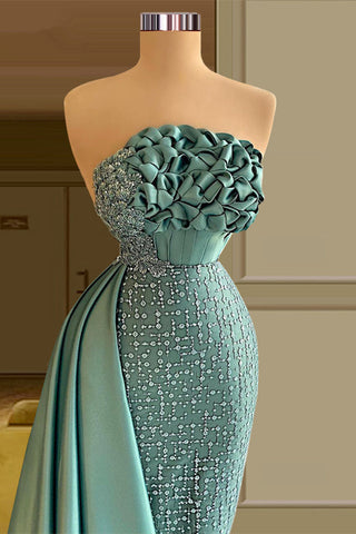 Vestido de fiesta largo verde sirena sin mangas con volantes y cuentas de diseñador