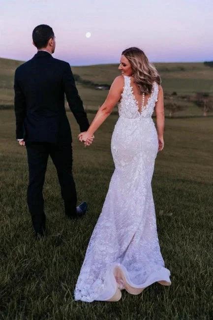 Designer V-Neck Sleeveless Mermaid Wedding Dresses With Lace by misshow.com
