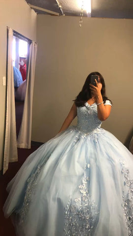 Vestido de quinceañera de tul azul con hombros descubiertos y encaje, vestido de fiesta azul abullonado para dulces 16 Y1499