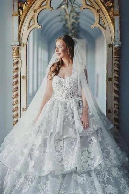 Dignified Sweetheart Sleeveless Ball Gown Tulle Wedding Dresses with Lace by misshow.com