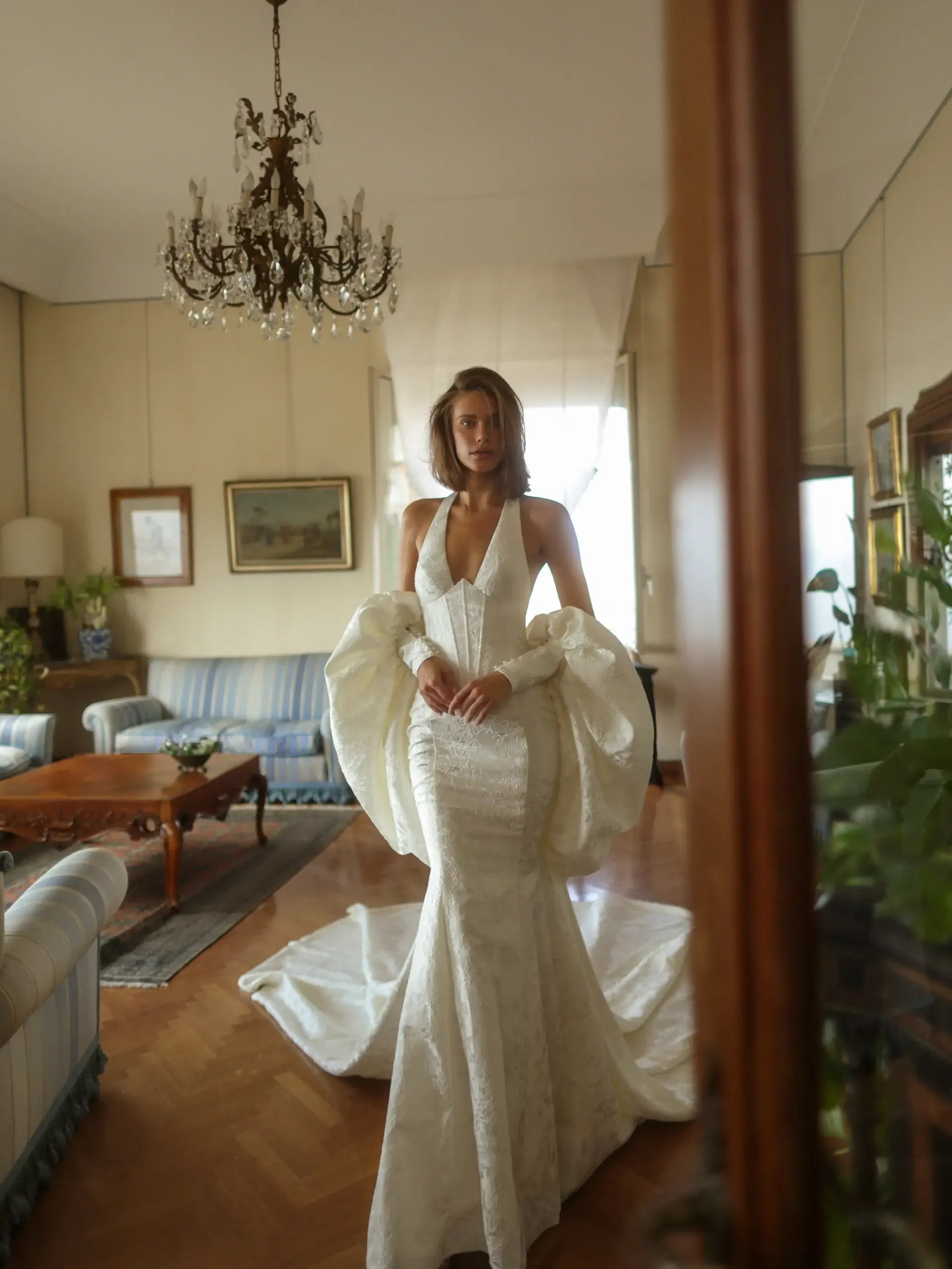 Elegant Ivory Halter Neck Puff Sleeve Mermaid Wedding Dress with Train SW188