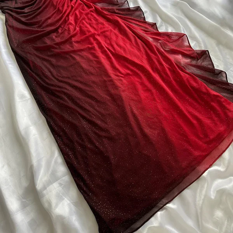 Vestido de fiesta de noche sexy de gasa con cuello en V y escote halter rojo degradado Y7485