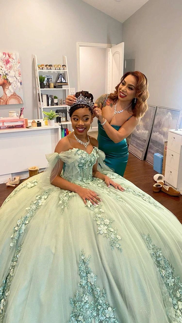 Beautiful Off the Shoulder Sexy Corset Sage Green Quince Dress Ball Gown Y1924 by simplepromdress