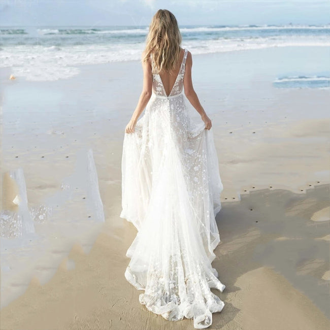 Illusion Tulle Beach Wedding Dress Charming Backless Appliques Bridal Gowns Deep V-Neck Spaghetti Straps vestido de noiva Hover Image