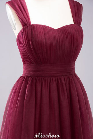 Elegante vestido de noche largo de tul sin mangas con tirantes burdeos para dama de honor
