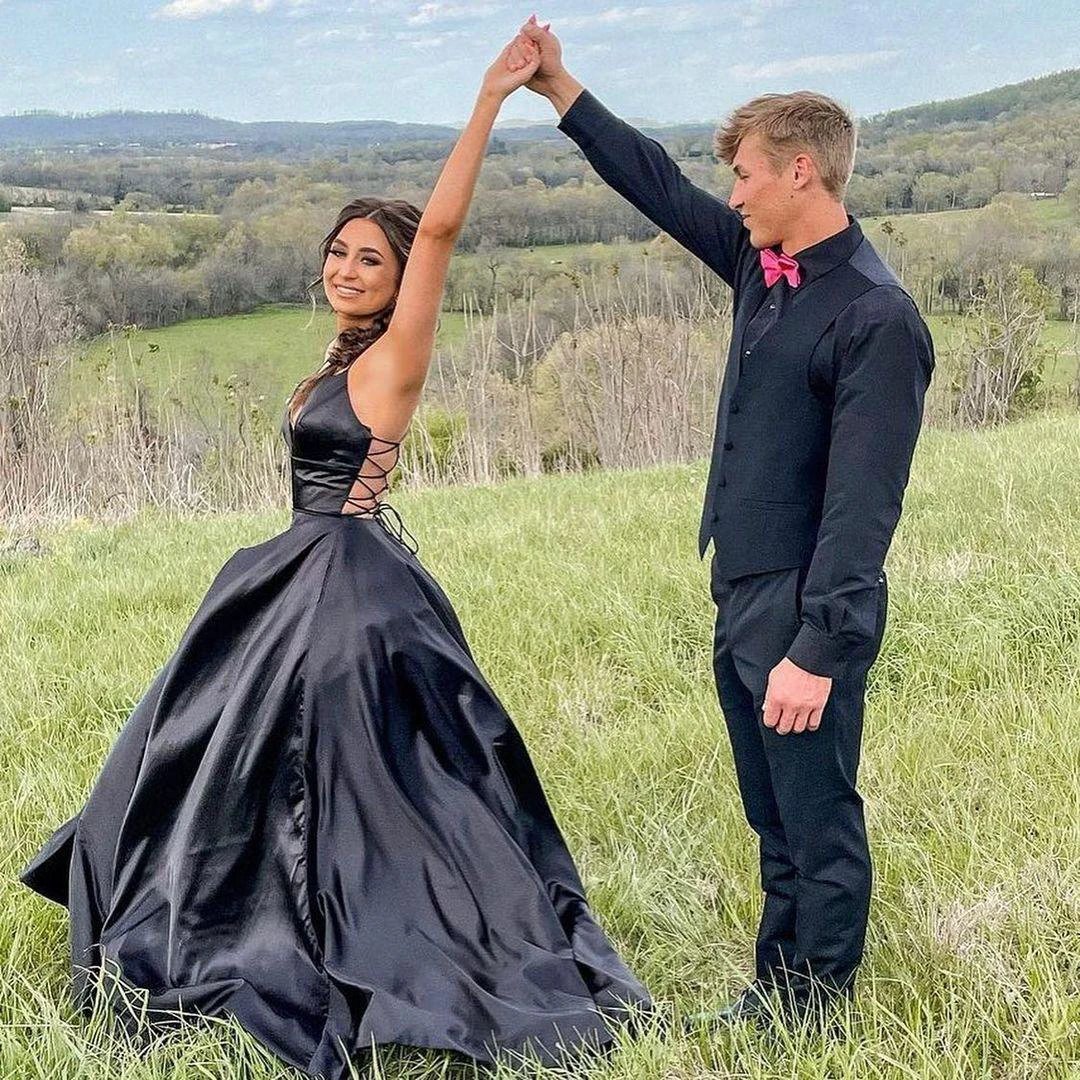 Elegant Black A-line V-neck Long Prom Dresses with Pockets by BIZTUNNEL