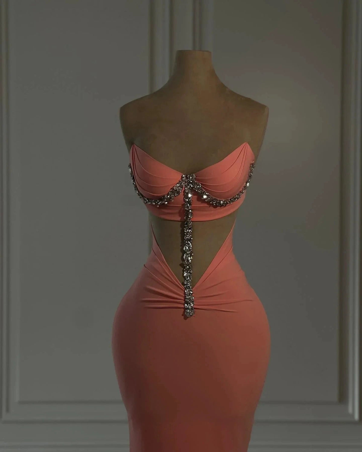 Elegant Column Chiffon Strapless Sleeveless Prom Dress With Appliques by misshow.com