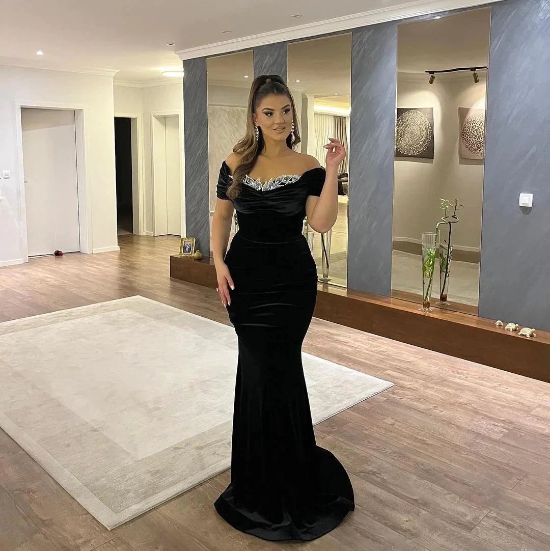 Elegant Floor Length Sweetheart Off-The -shoulder Black mermaid Prom Dress with Appliques by misshow.com