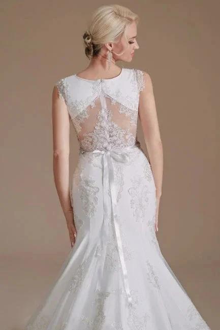 Elegant Jewel Sleeveless Mermaid Floor-Length Satin Wedding Dresses with Lace by misshow.com