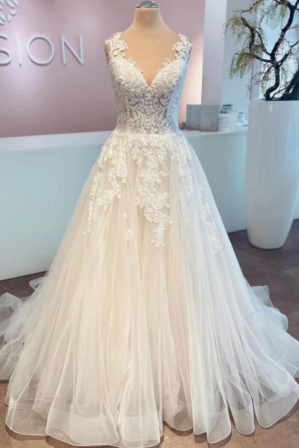 Elegant Long A-line V-neck Tulle Lace Wedding Dress by BIZTUNNEL