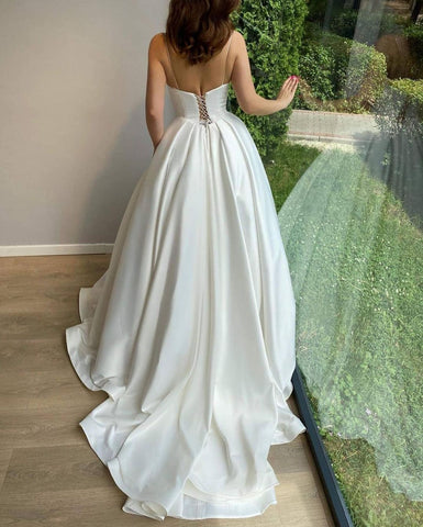 Elegant Long Ball Gowns Sweetheart Spaghetti Straps Satin Wedding Dress