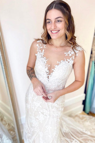 Elegant Long Mermaid Bateau Appliques Lace Backless Wedding Dress