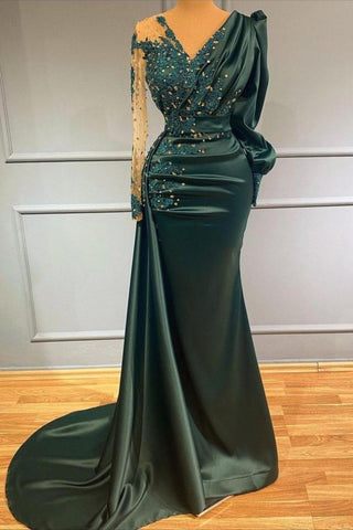 Elegante vestido de fiesta largo de sirena con escote en V de satén verde oscuro