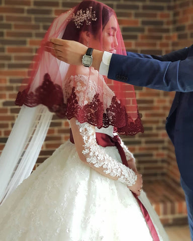 Elegant Long Princess Tulle Lace Wedding Dresses with Sleeves