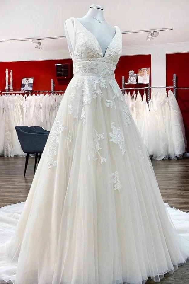 Elegant Long Princess V-neck Tulle Backless Wedding Dress with Lace by BIZTUNNEL