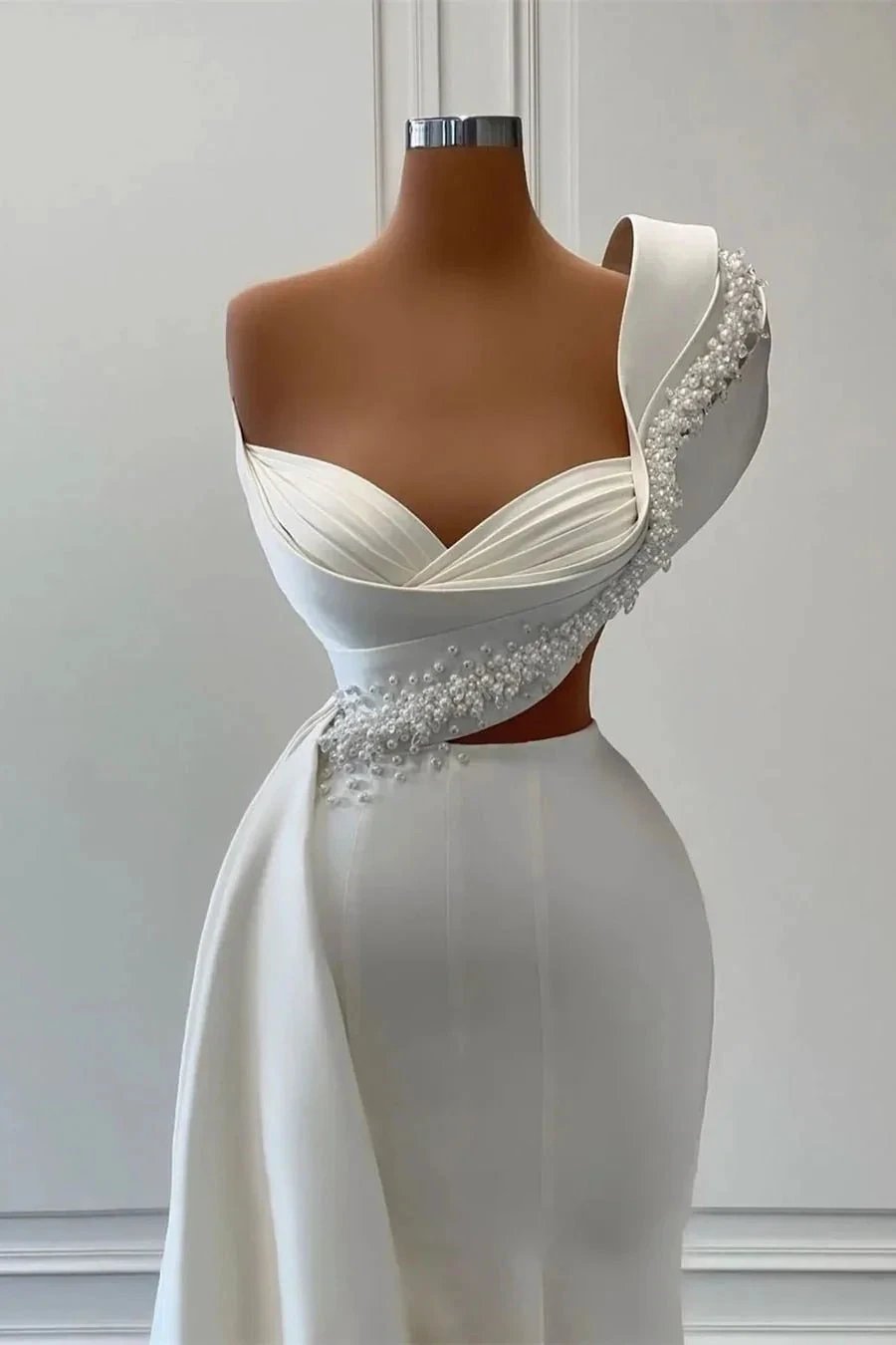 Elegant One-Shoulder Sweetheart Sleeveless A-line Wedding Dresses With Beads by misshow.com