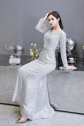 Elegante vestido de cóctel de sirena con escote en V y lentejuelas color burdeos, largo hasta el suelo