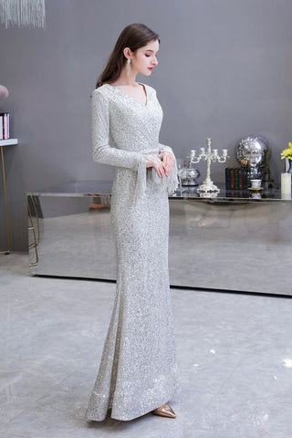 Elegante vestido de cóctel de sirena con escote en V y lentejuelas color burdeos, largo hasta el suelo
