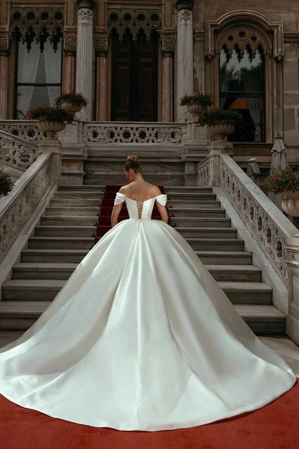 Elegant Sweetheart Off-the-shoulder Wedding Dresses Sweep Train by misshow.com