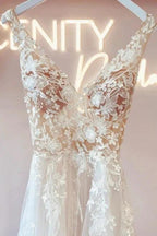 Elegant v-neck sleeveless a-line backless lace Wedding dresses by misshow.com