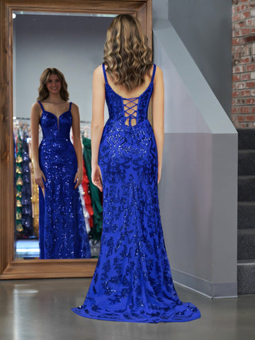 Vestido de fiesta largo con lentejuelas y abertura en azul brillante