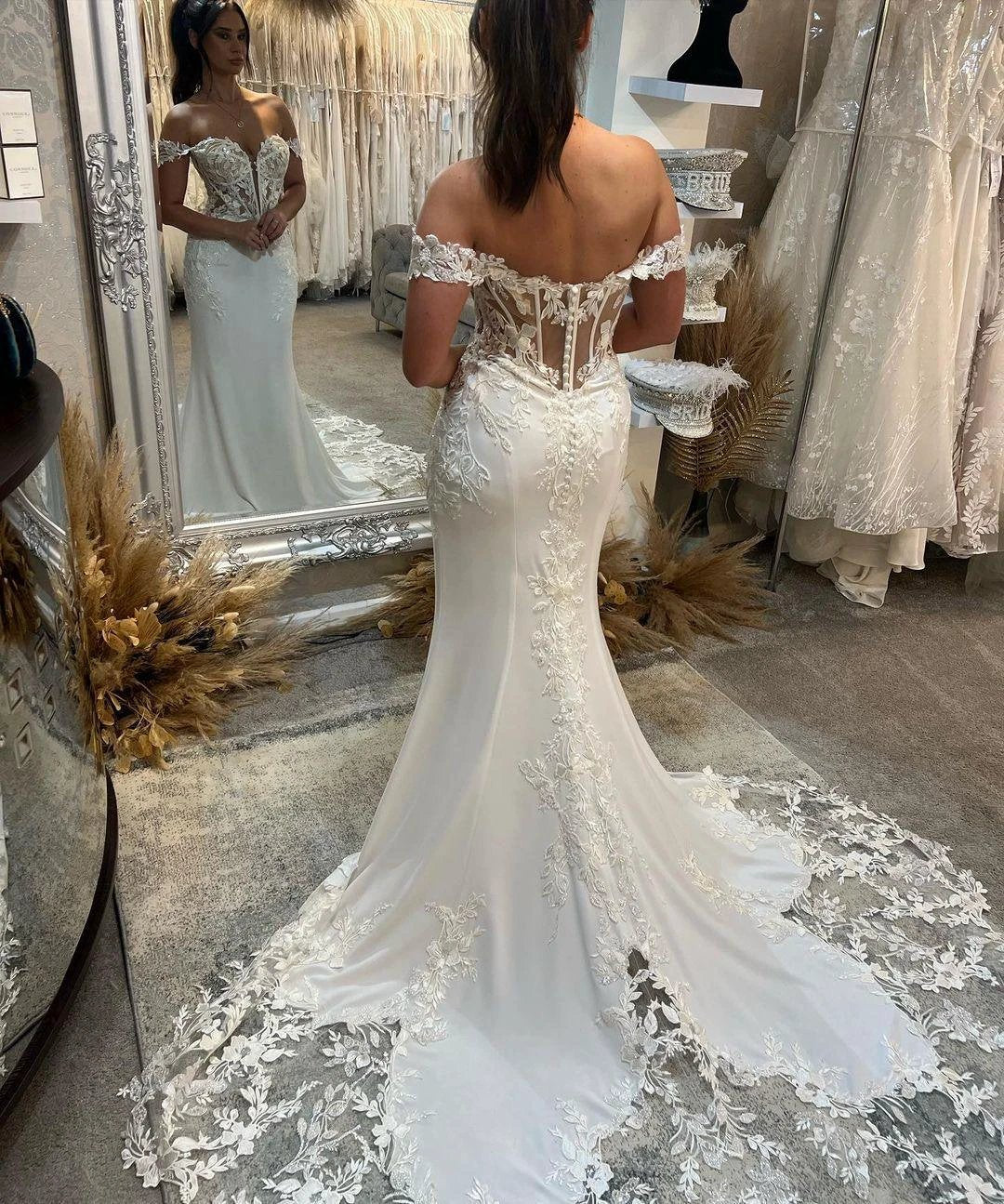 Exquisite Floor Length Sweetheart Sleeveless Off-The-Shoulder Mermaid Lace Wedding Dress by misshow.com