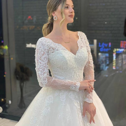 Romantic V-Neck Wedding Dress 2022 Lace Appliques Tulle Vestidos De Noiva Full sleeve Backless Bridal Gown Custom Robe De Mariee