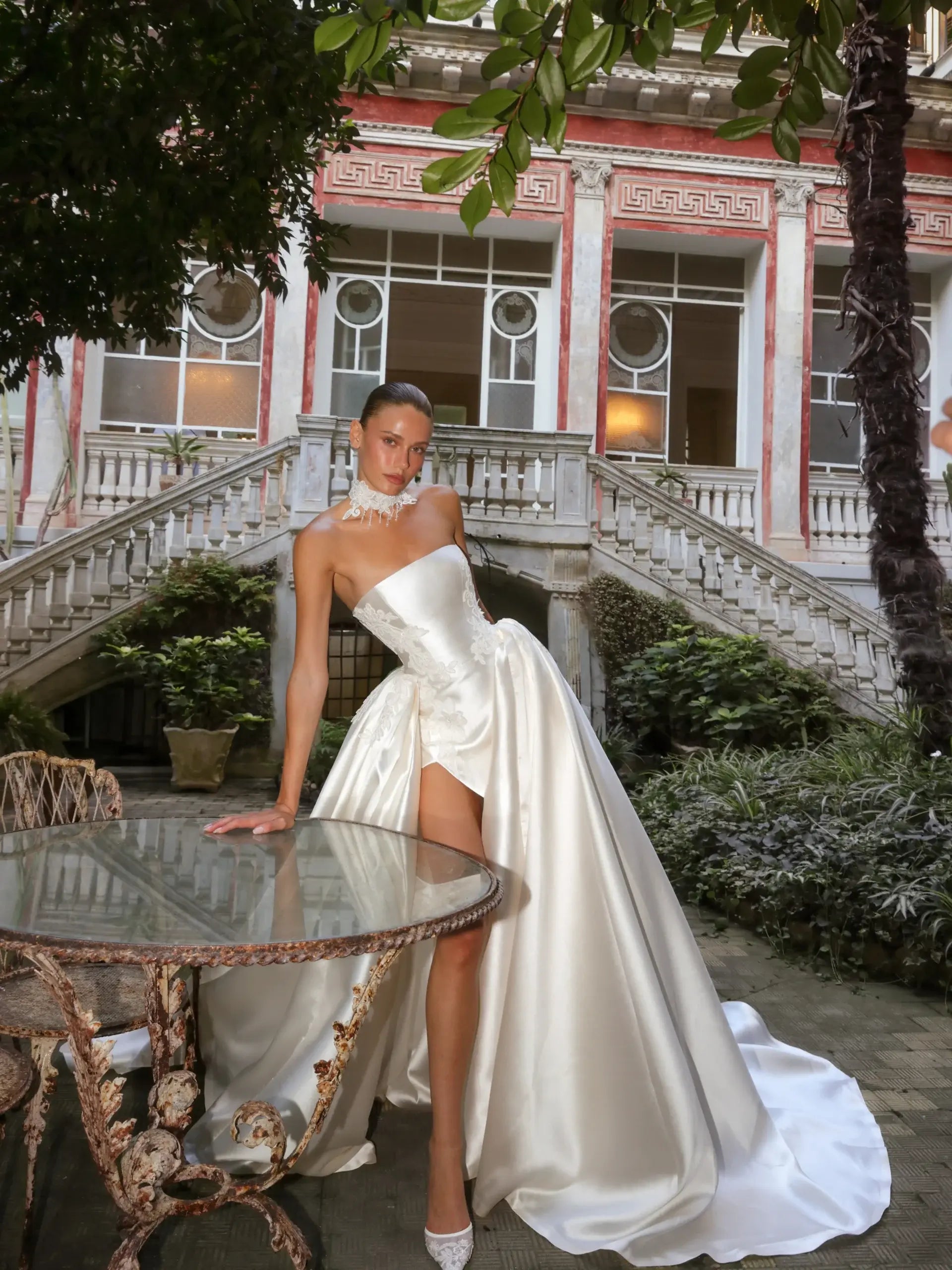 Luxury White Satin Strapless High Slit Ball Gown Wedding Dress with Choker SW186