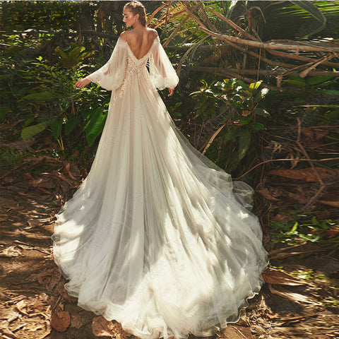Light Champagne Wedding Dresses Pastrol Puff Long Sleeves 3D Flowers Bride Gowns A-Line Sexy Backless vestidos de novia