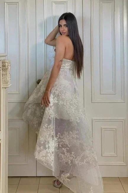 Fabulous A-Line Lace Sweetheart Sleeveless White Wedding Dress With Appliques by misshow.com