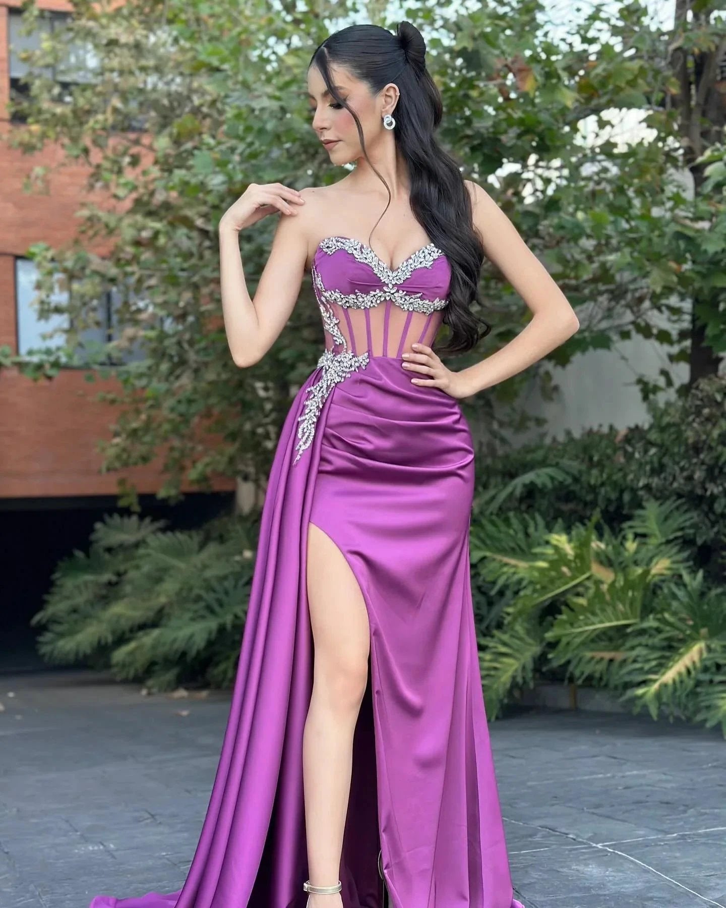 Fabulous Column Tulle Satin Sweetheart Sleeveless Prom Dresses With Ruffles Split by misshow.com