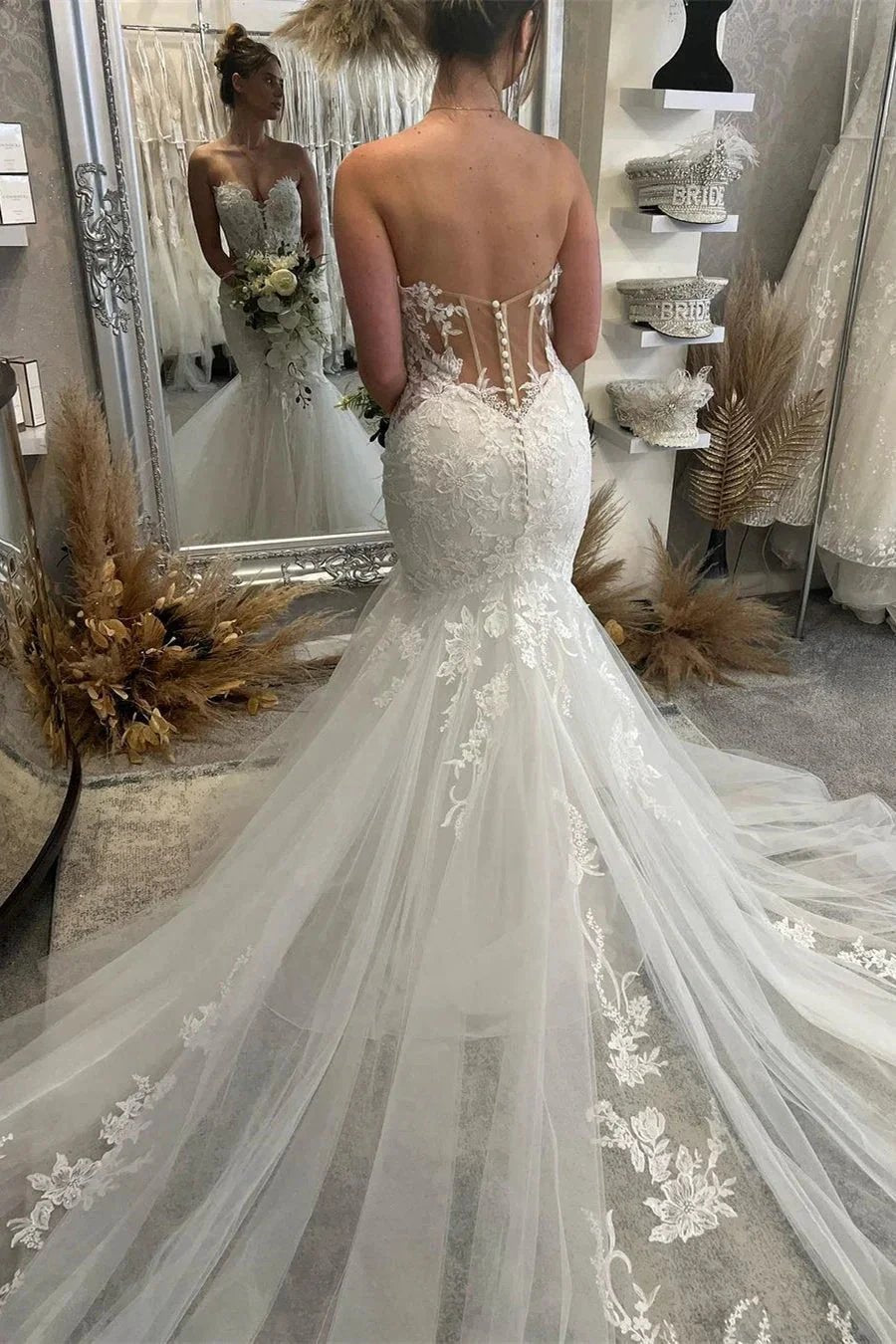 Fabulous Floor Length Sweetheart Sleeveless Mermaid Wedding Dress with Lace by misshow.com