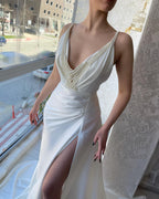 Fabulous Long White V-neck Pearls Sleeveless Prom Dress With Slit