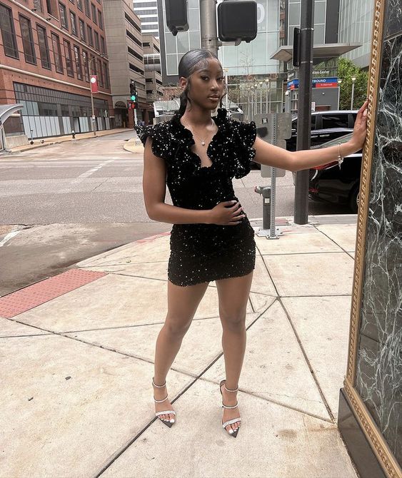 18th Birthday Outfit Dress For Black Girls Black Sequins Short Homecoming Dress Y1383 Main Image