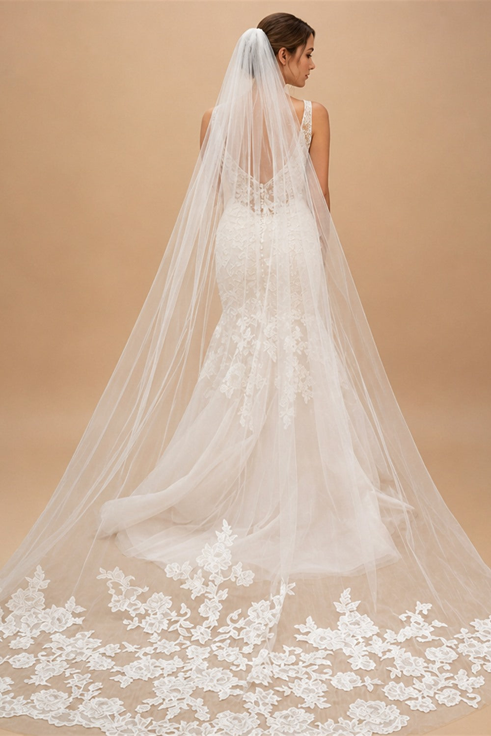 Applique Tulle 3 Meters Long Cathedral Wedding Veils Lace Edge Bridal Veil Veu de Noiva Longo Wedding Accessories