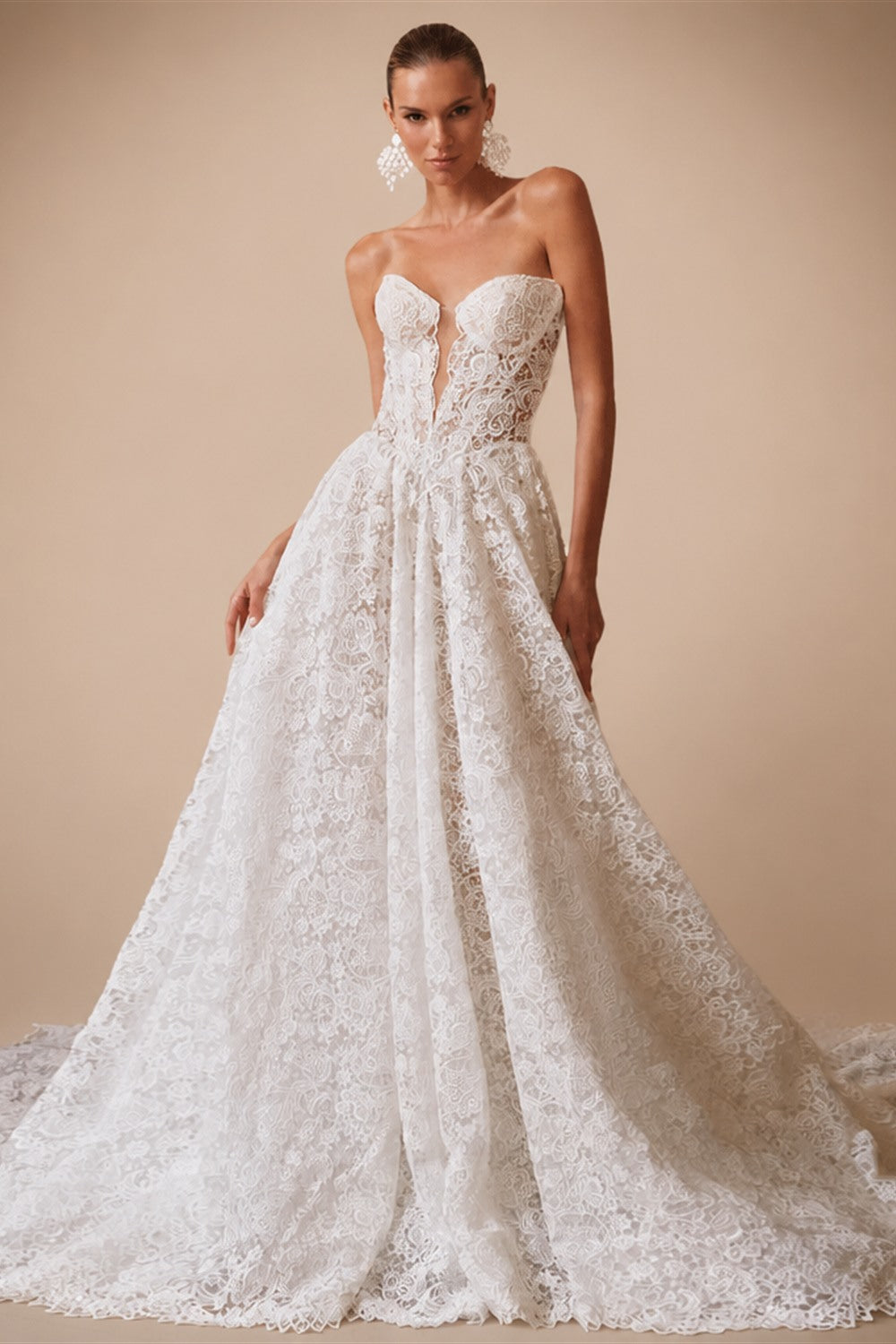 Customized Sexy Sweetheart Lace A Line Wedding Dresses Classic Off The Shoulder Backless Court Train Vintage Bridal Gown