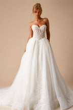 Custom Sleeveless Sweetheart A Line Wedding Dress With Lace Applique Train