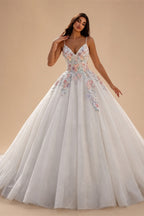 Glamorous White Floral Applique A-Line Tulle Wedding Dress with Train ZP066