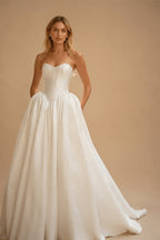Eightree Boho White A-Line Wedding Dresses Sweetheart Sleeveless Backless Wedding Gown Women Satin Bridal Prom Dress Customized