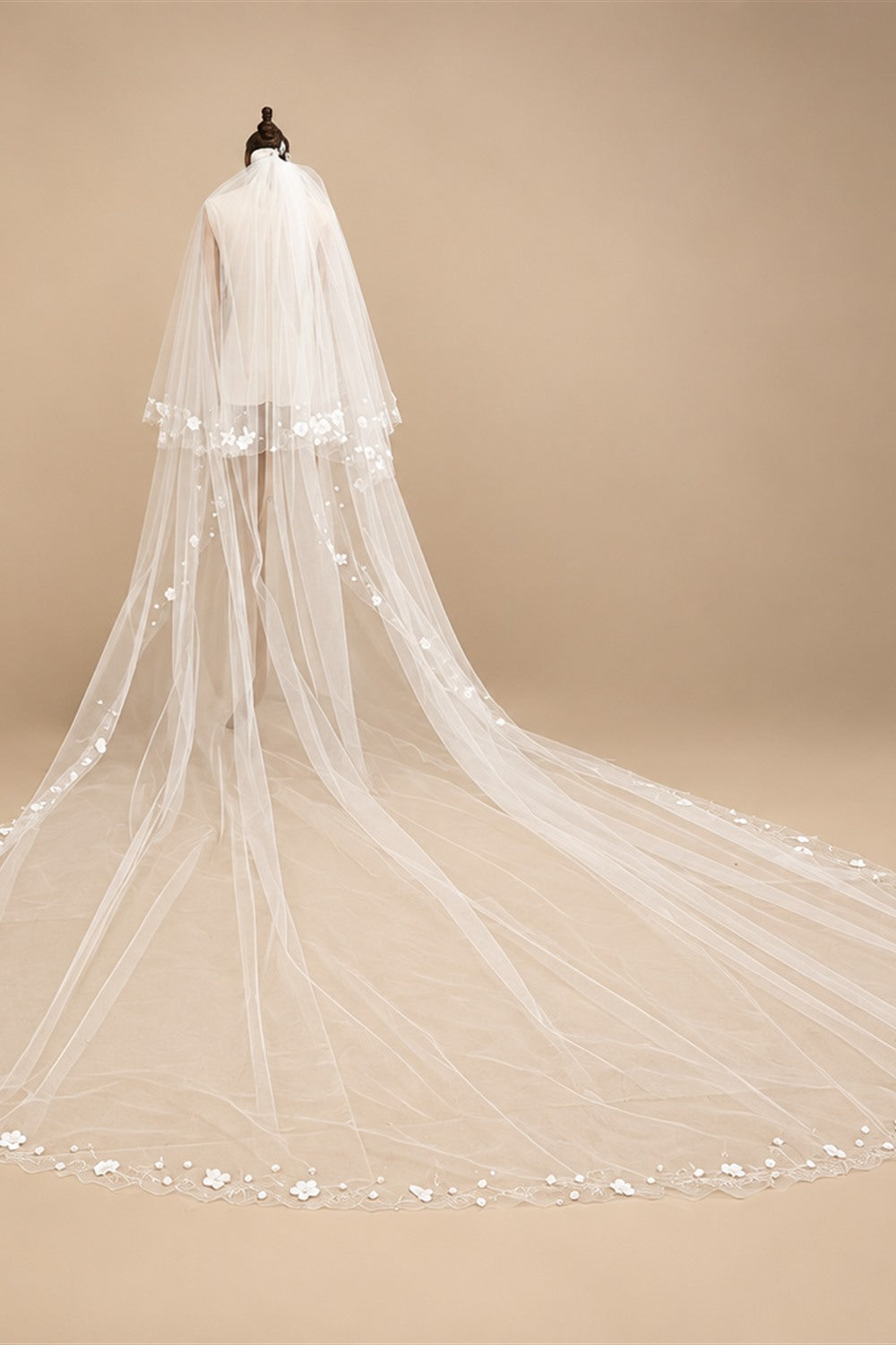 2T Wedding Veil 3D Flowers Long Bridal Veils Pearls Bride Veil Customized