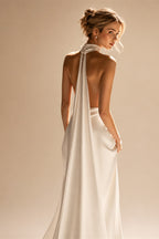 Halter Satin Sleeveless Deep V-neck Wedding Dress Sexy Mermaid Backless Wedding Gown with Court for Bridal Vestidos De Novia